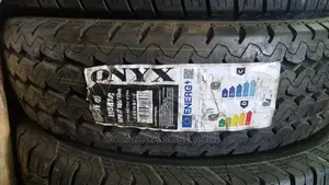 195r15c Onyx