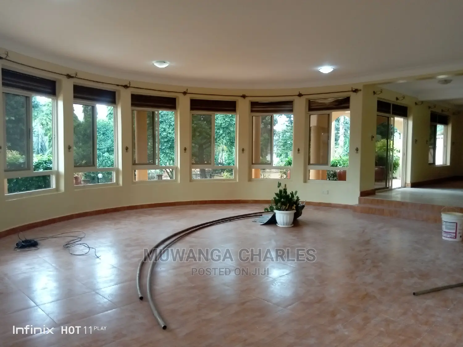 5bdrm Duplex in Fs Properties Ltd, Central Division for Rent
