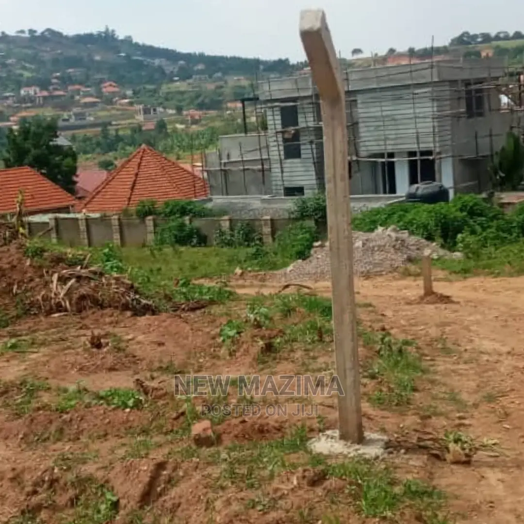 Verybeautiful Hot Plot Sale After Munyonyo in Traffic Lights