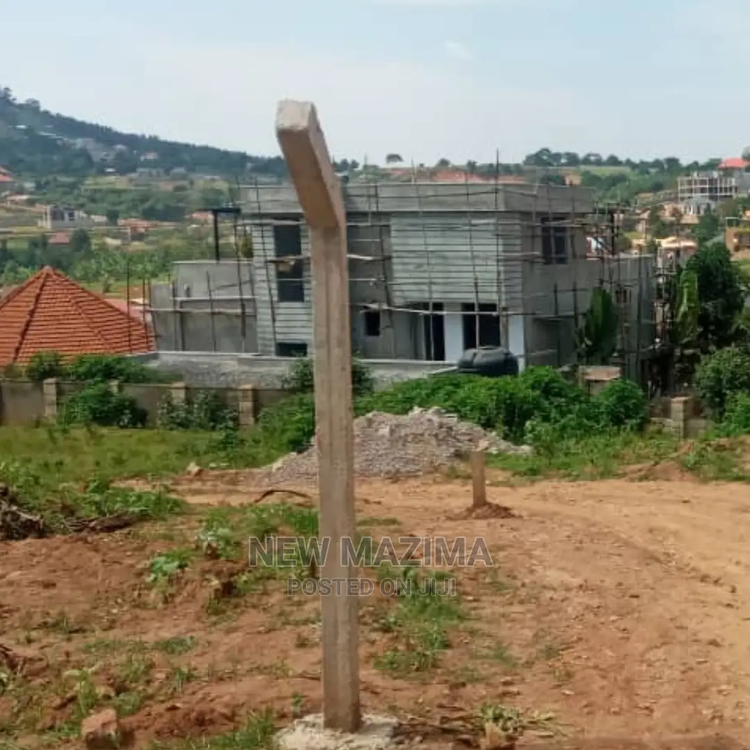 Verybeautiful Hot Plot Sale After Munyonyo in Traffic Lights