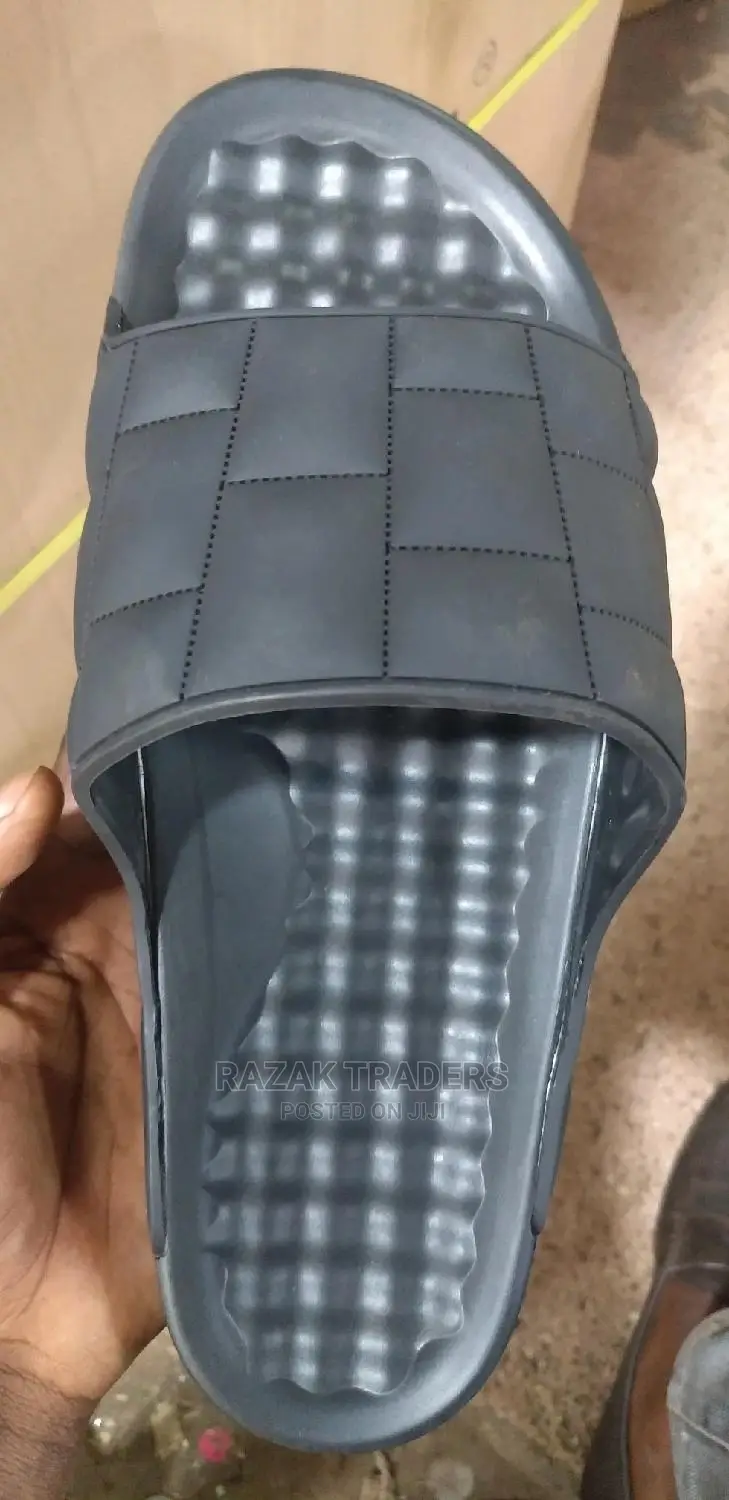 Men's Sandals (Push In)