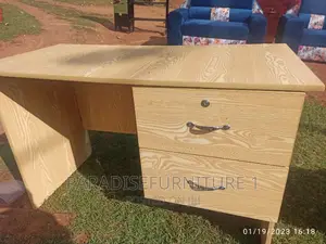 Office Table on Sale 2*6ft