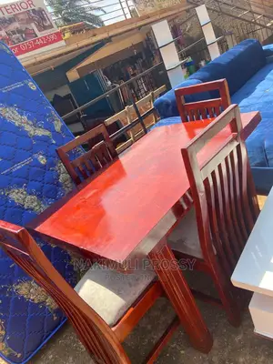 Four Seater Dinning Set