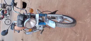 TVS HLX Plus ES 2018 Red