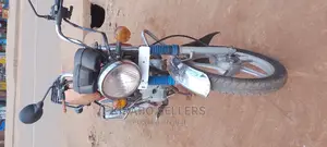TVS HLX Plus ES 2018 Red