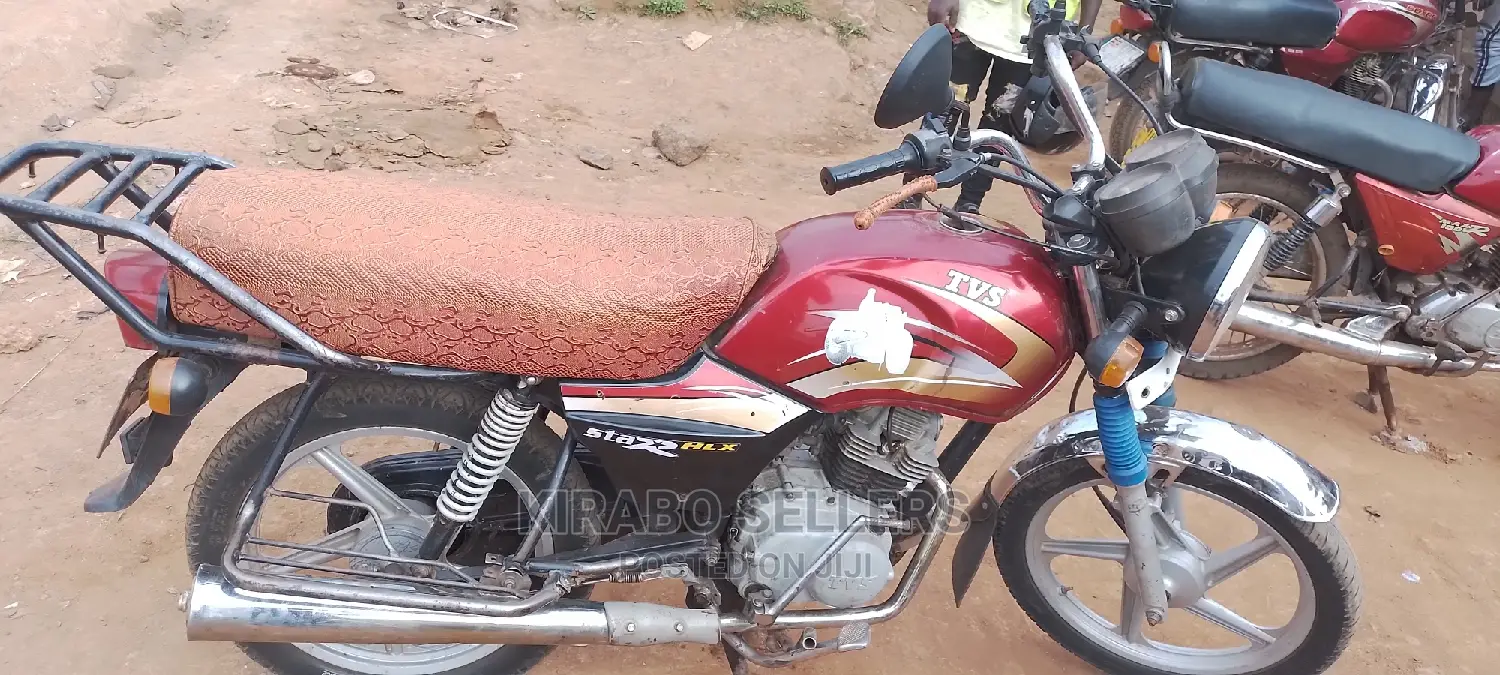 TVS HLX Plus ES 2018 Red