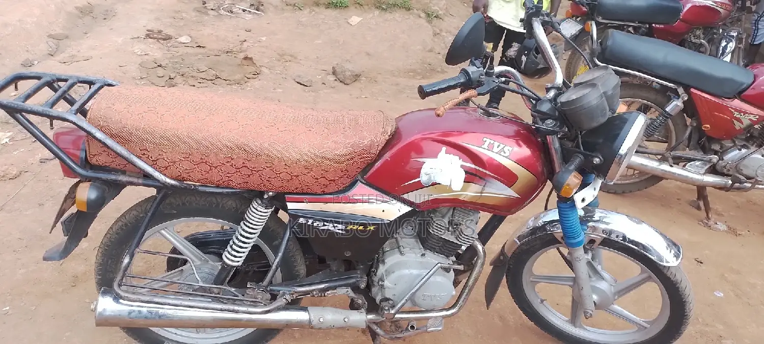 TVS HLX Plus ES 2018 Red