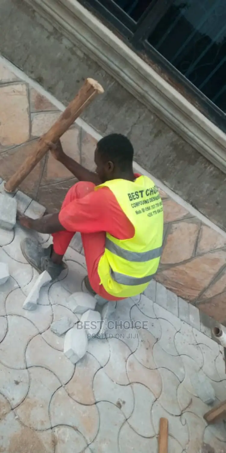 Paver Laying For Beautiful Compounds And Land Scaping.