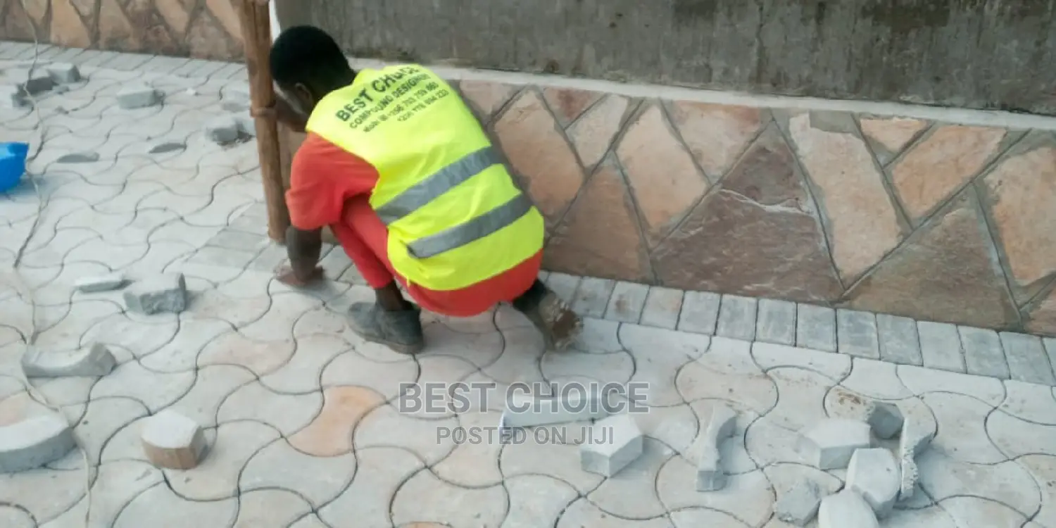 Paver Laying For Beautiful Compounds And Land Scaping.