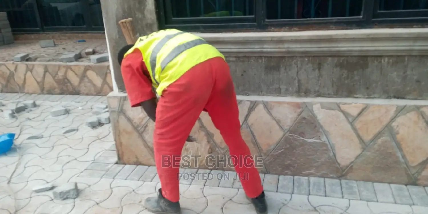 Paver Laying For Beautiful Compounds And Land Scaping.
