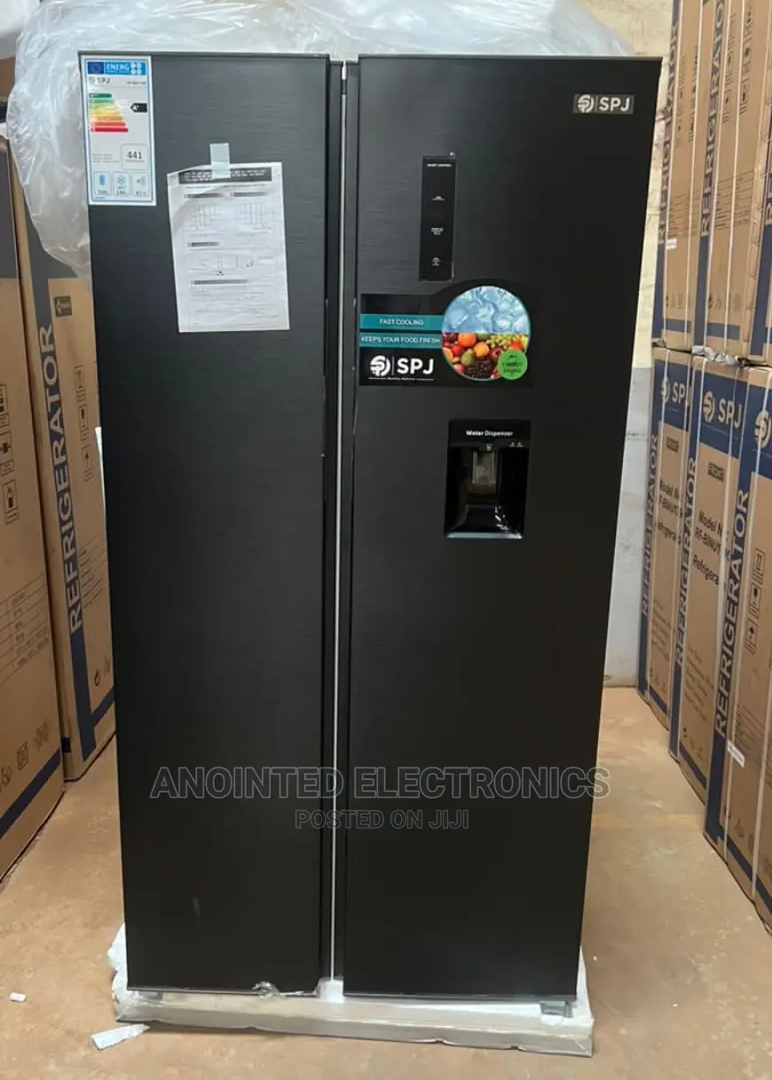 Spj Double Door With a Dispenser