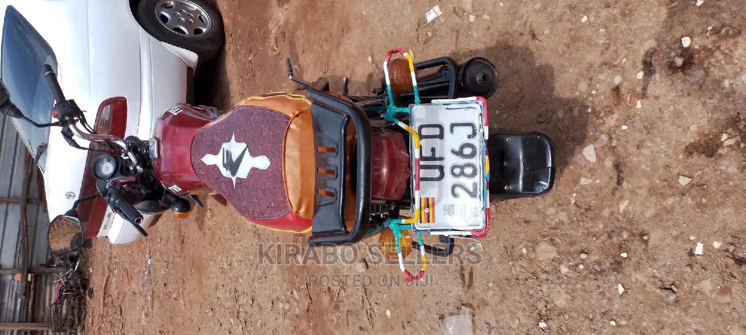 TVS Apache 160 4V 2022 Blue