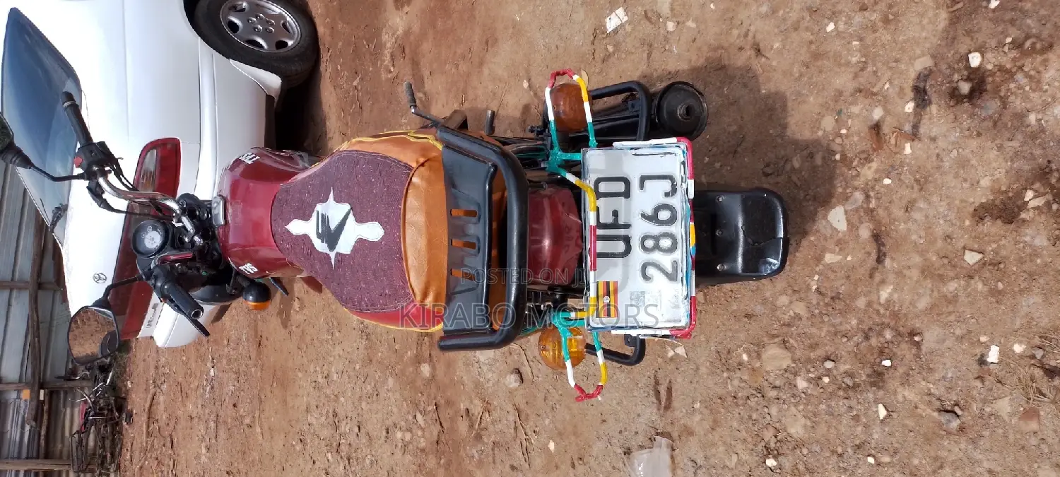 TVS Apache 160 4V 2022 Blue