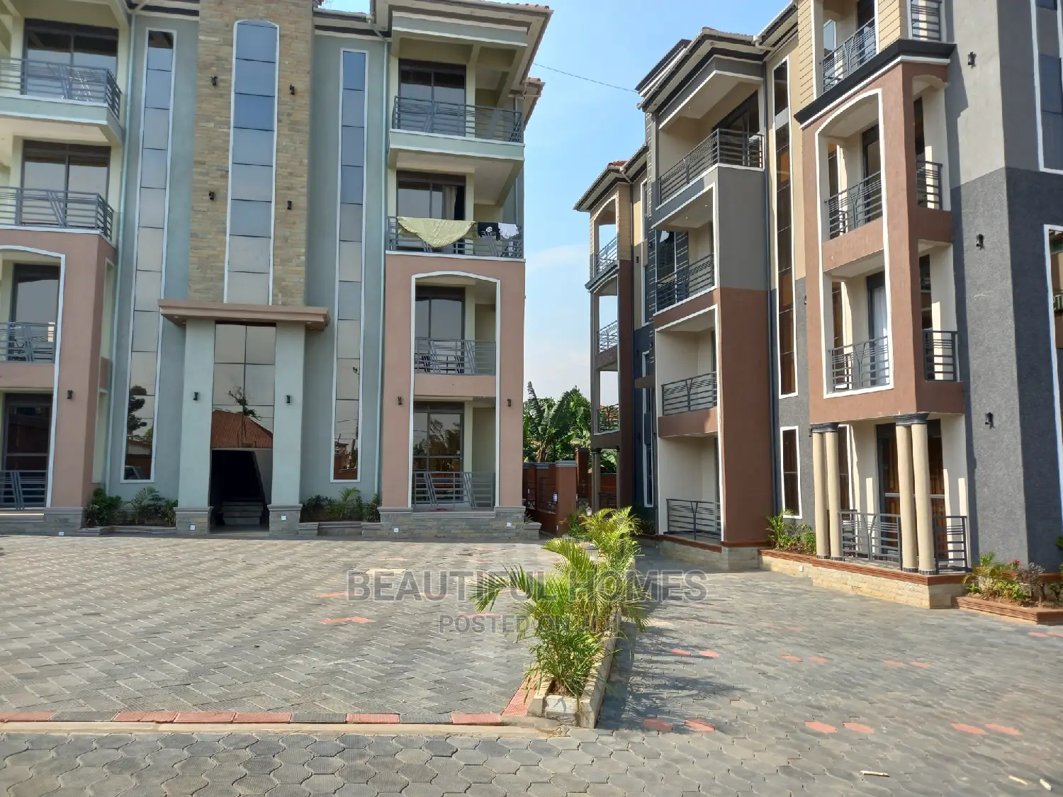 Furnished 2bdrm Block of Flats in Kyanja Rich Area, Central Division