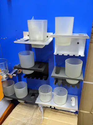 Tooth Brush Holder