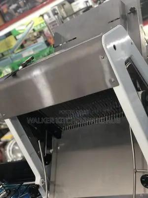 Commercial Bread Slicer Machine