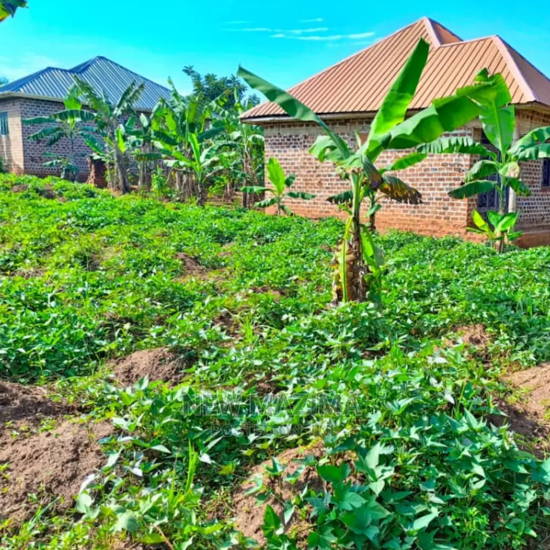 2bdrm House in Matuga Sanga, Central Division for Sale