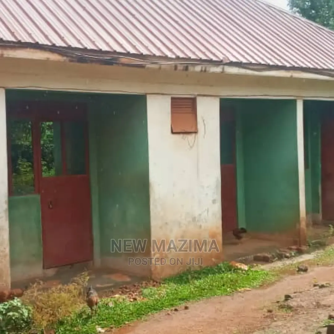 3bdrm House in Gangu Town, Central Division for sale
