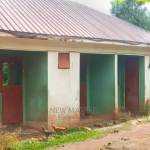 3bdrm House in Gangu Town, Central Division for sale