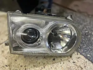 Nissan Terano Headlight