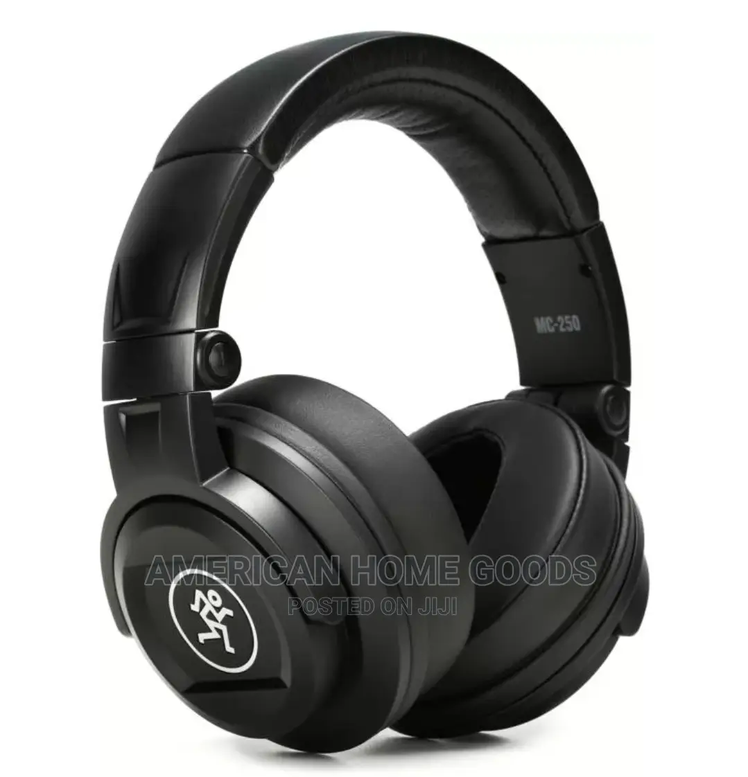 Mackie MC-250 Professional Closed-Back Headphones
