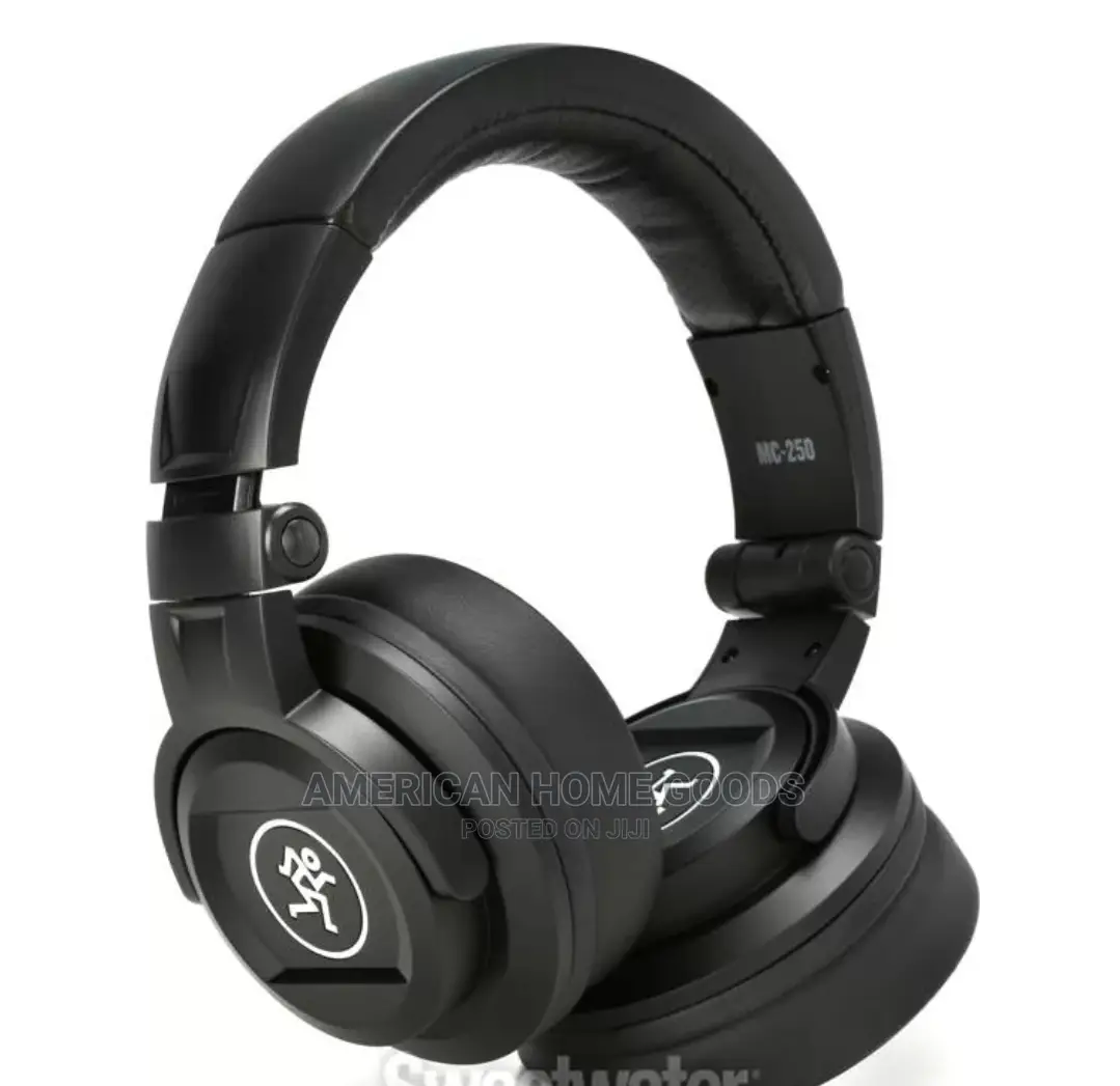 Mackie MC-250 Professional Closed-Back Headphones