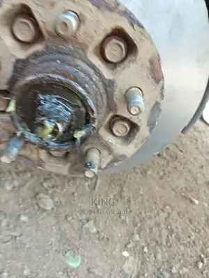 Car Disc and Wheel Hub Repair and Replacement