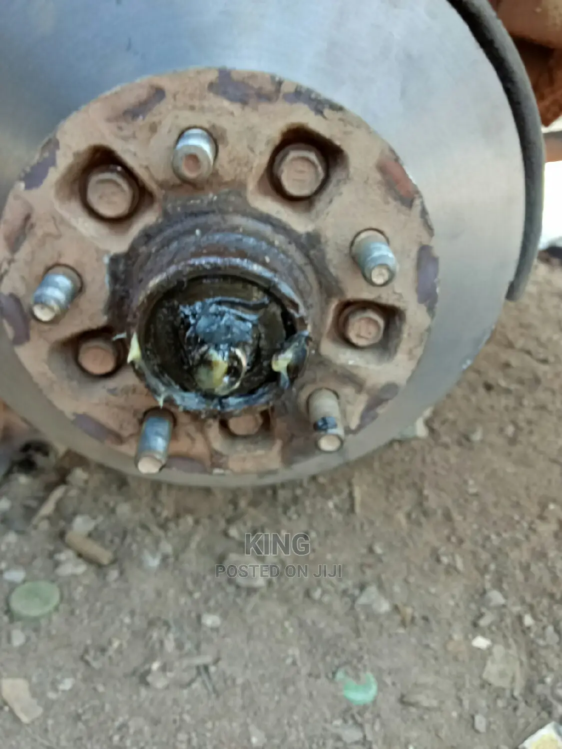 Car Disc and Wheel Hub Repair and Replacement