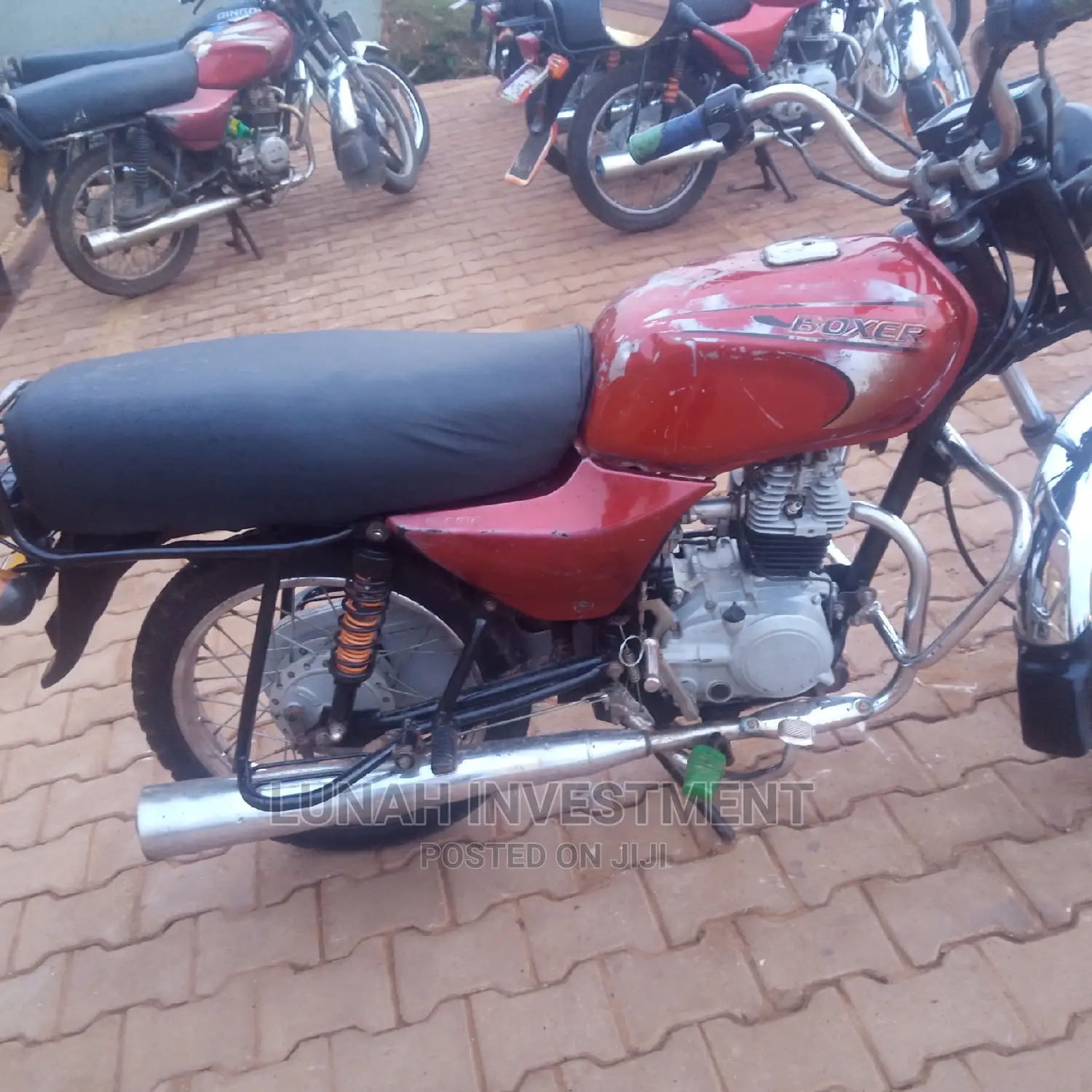 Bajaj Boxer 2020 Brown