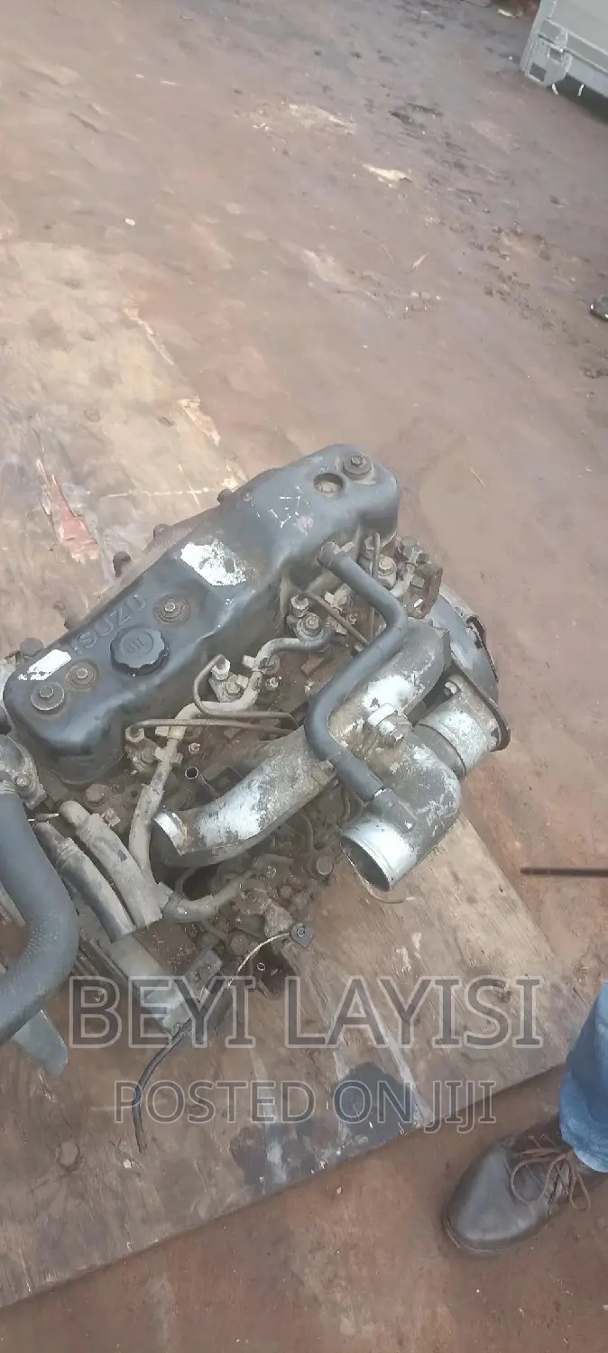 Isuzu Elf Isuzu Giga Engines