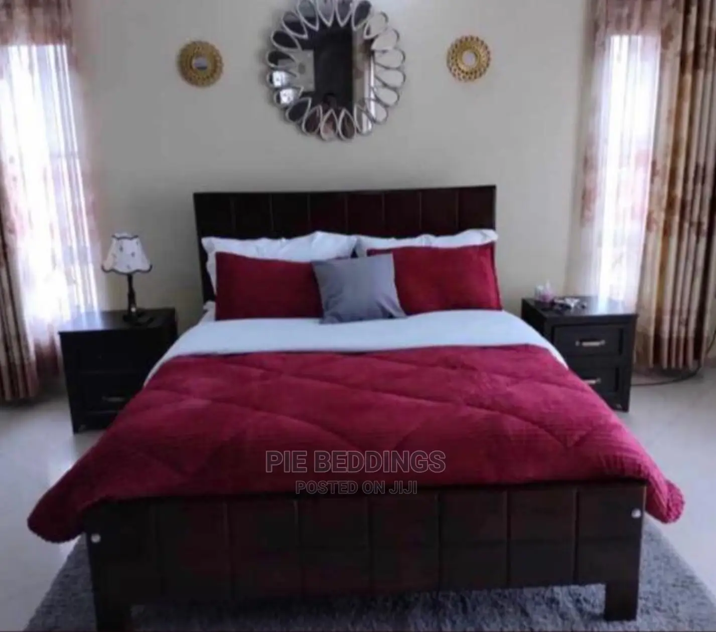 Muroon Bedcover
