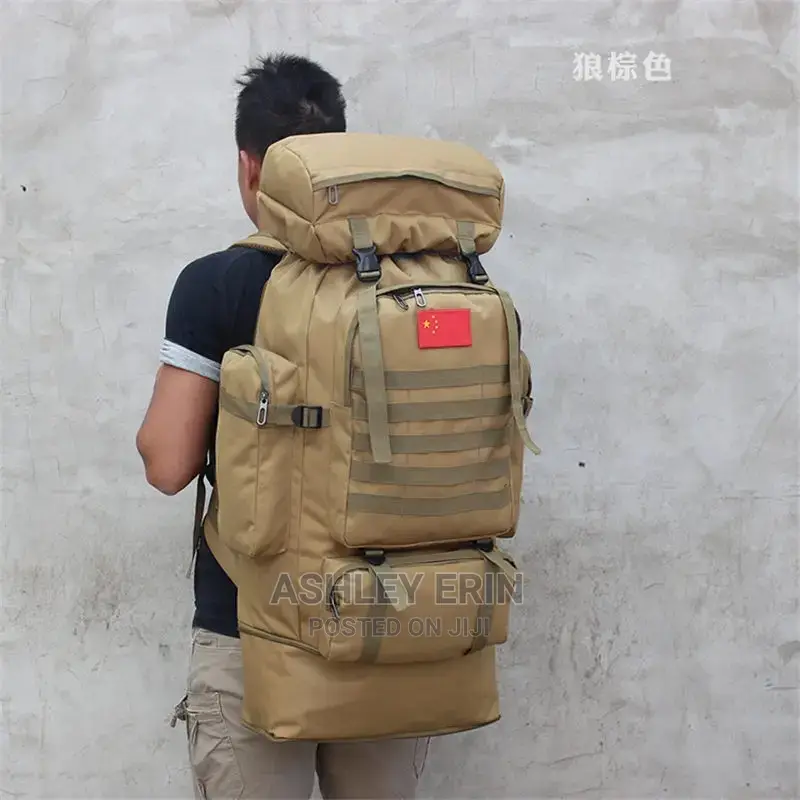 70L Large Capacity Travel/Camping Bag