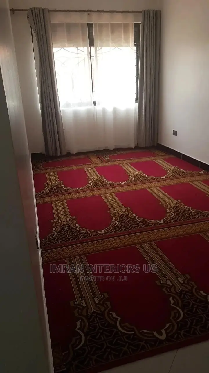 Wall to Wall Office Woolen Carpets in Central Division Home