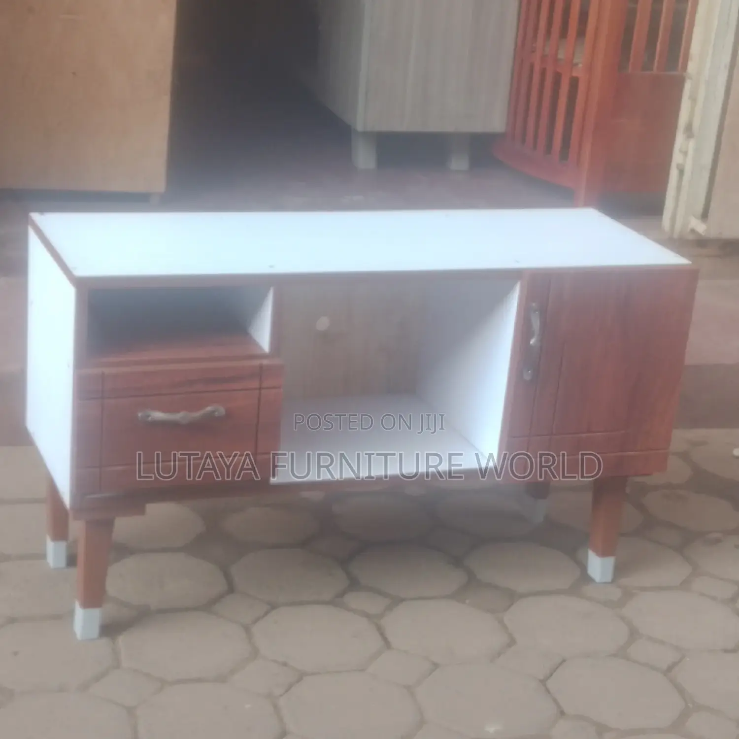 Tv Stand on Sale in Good Materials