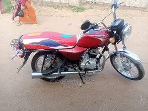 Bajaj Boxer 2018 Silver