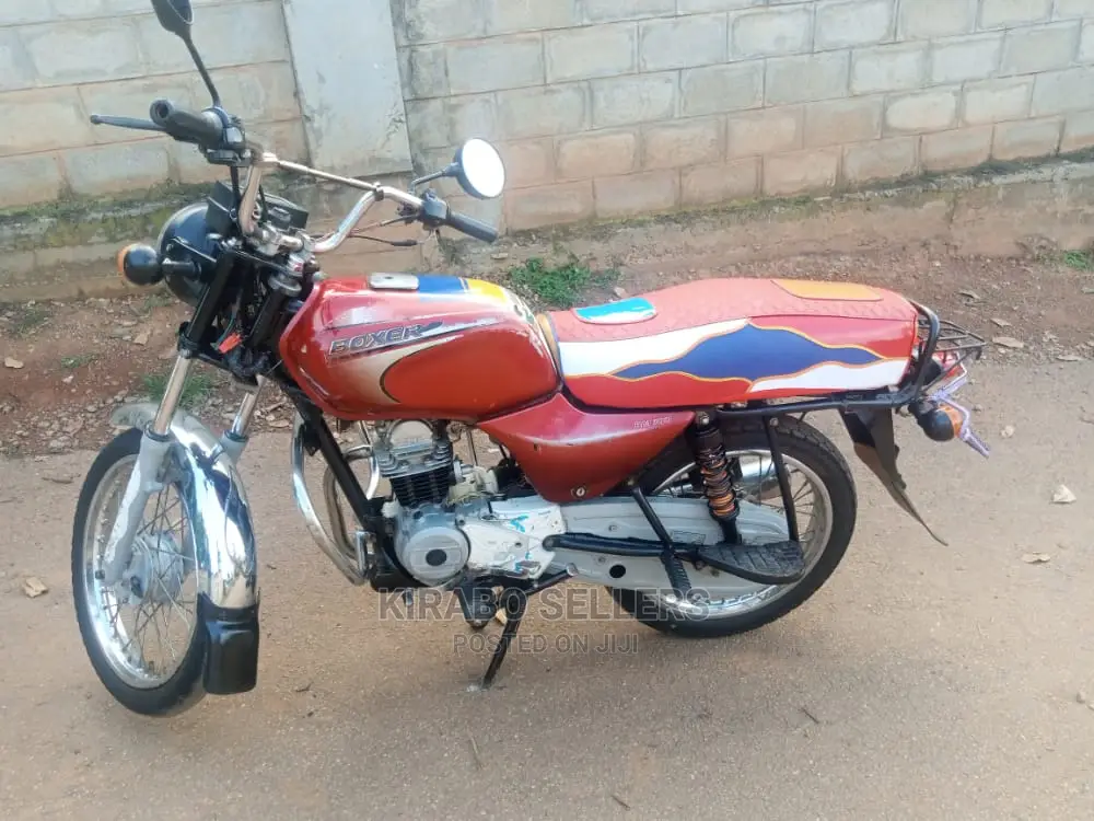 Bajaj Boxer 2018 Silver