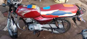 Bajaj Boxer 2018 Silver