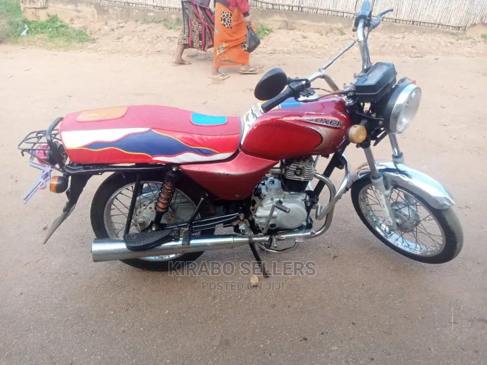 Bajaj Boxer 2018 Silver