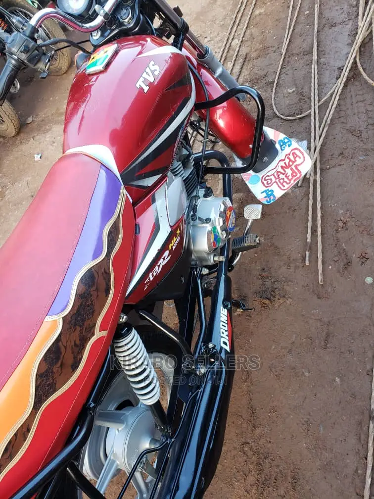 New TVS HLX Plus ES 2023 White