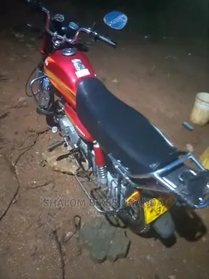 Hunter Spyder 350cc 2017 Red