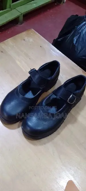 Girls Back to School Shoes-Black