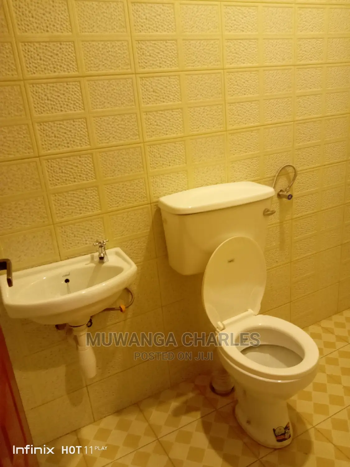 2bdrm Condo in Fs Properties Ltd, Central Division for Sale