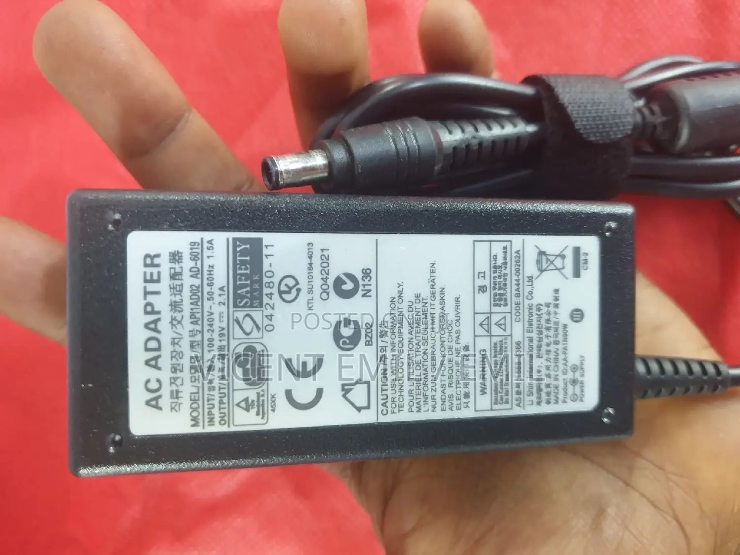 Samsung Laptop Adapter/Charger