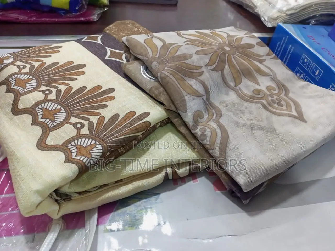 Already Made Curtains With Net- 3pcs