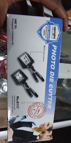 Passport Photo Cutter
