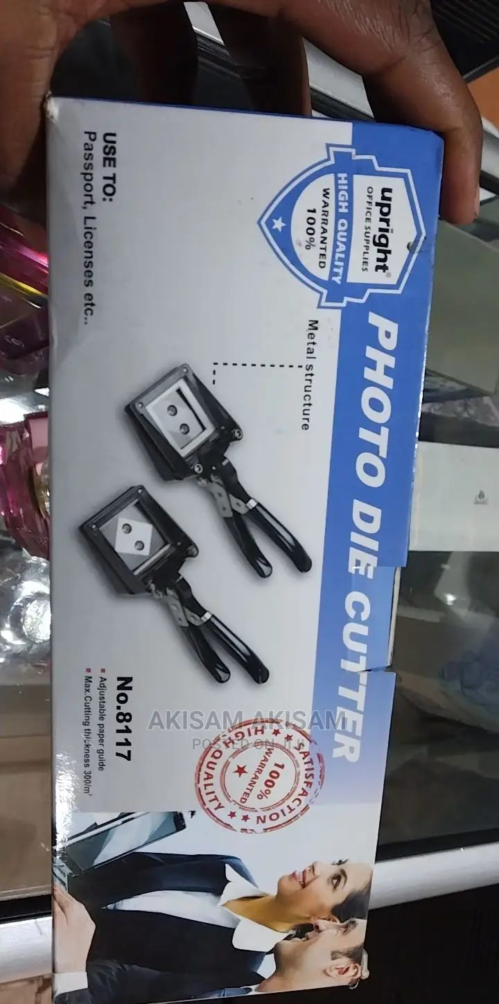 Passport Photo Cutter