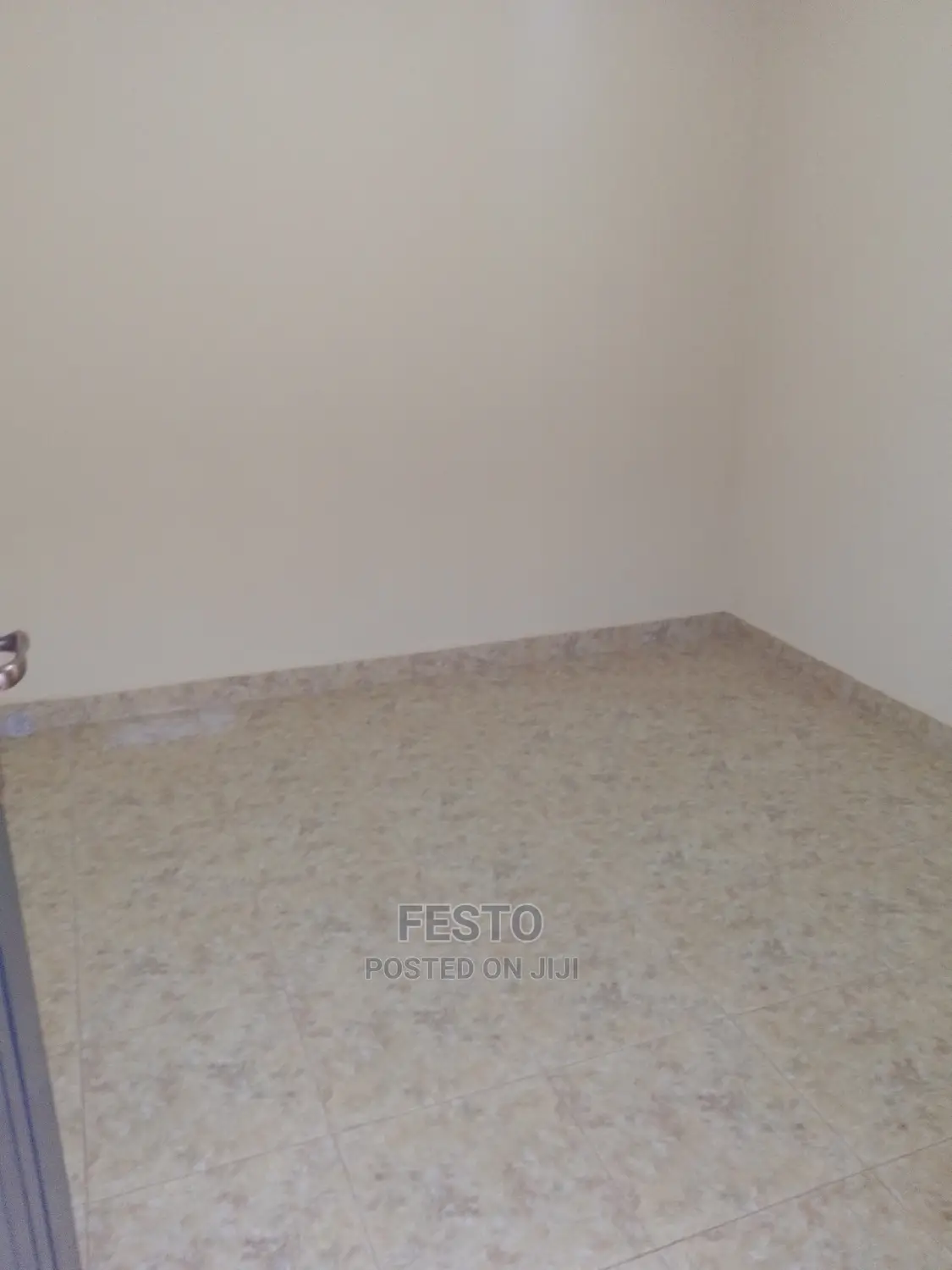 1bdrm Room & Parlour in Hoima for rent