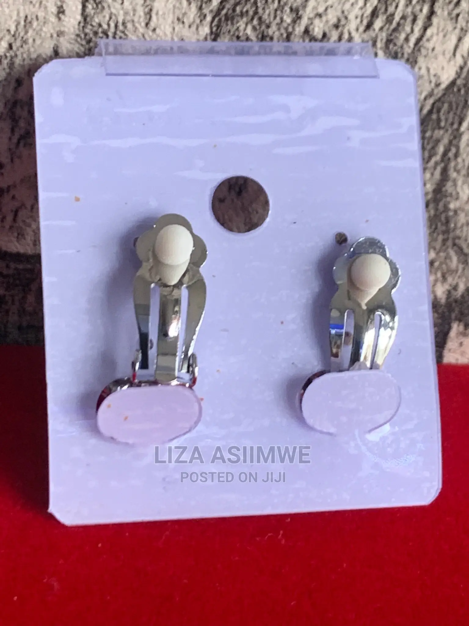 Lady’S Clippers Available(Clip Ons )