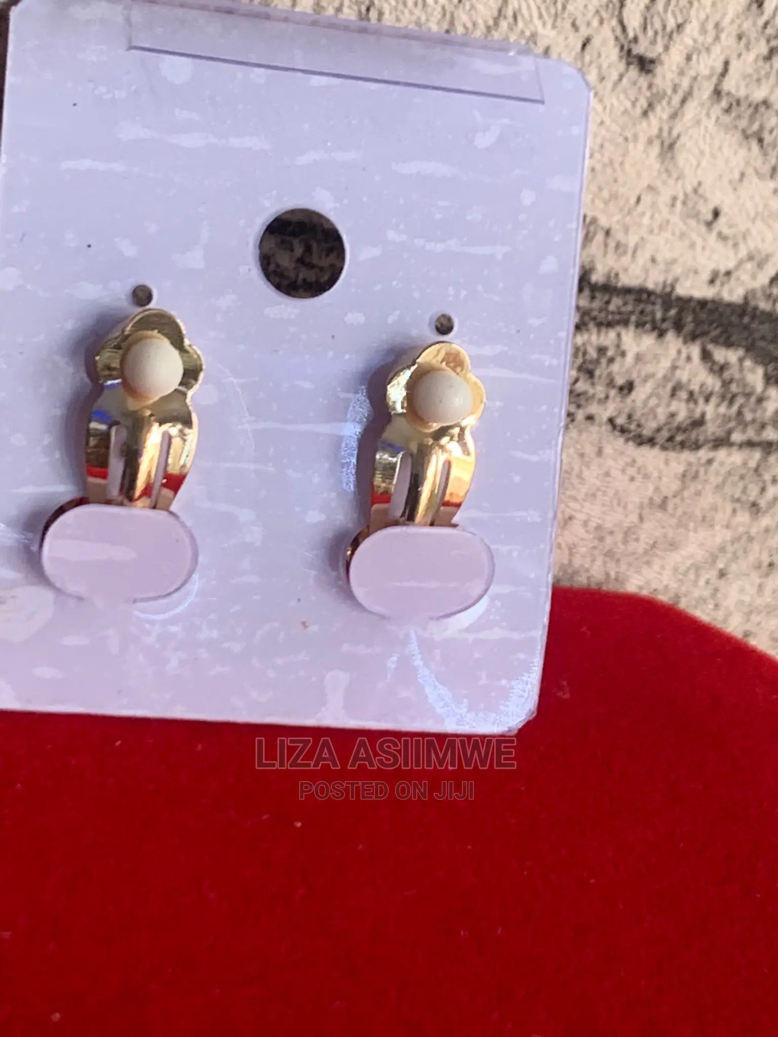 Clippers / Clip Ons Available for the Ladies
