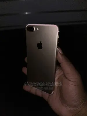 Apple iPhone 7 Plus 128 GB Gold